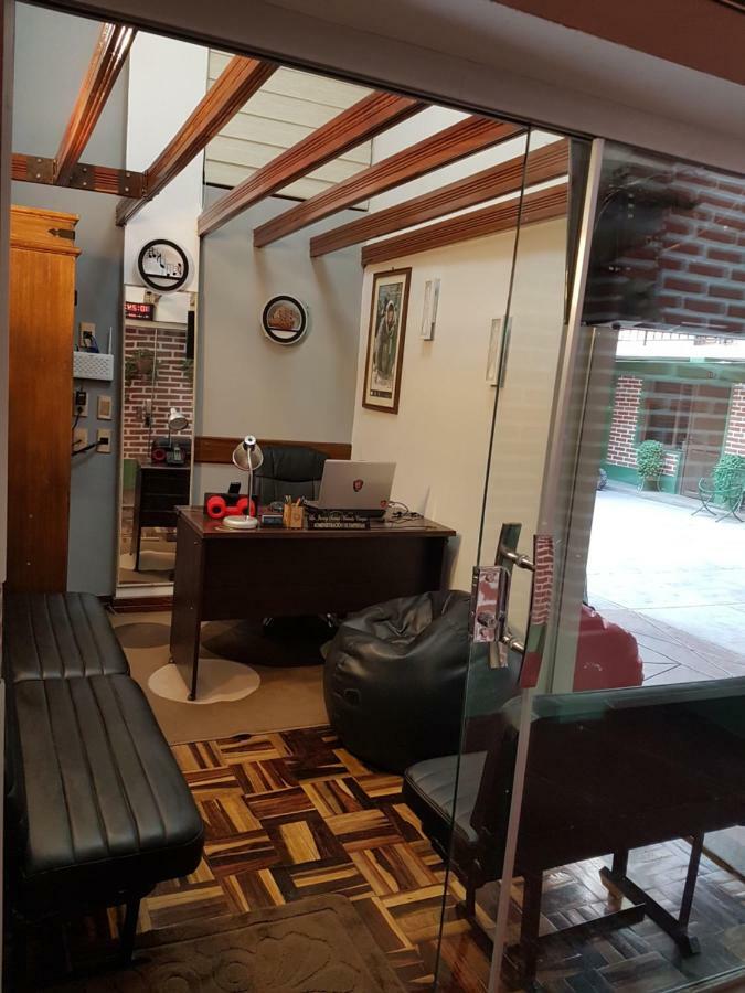 Hostel Buen Descanso سوكر المظهر الخارجي الصورة