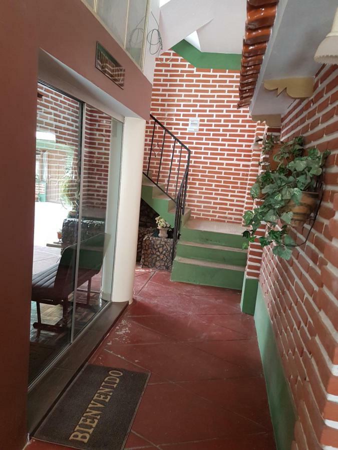 Hostel Buen Descanso سوكر المظهر الخارجي الصورة